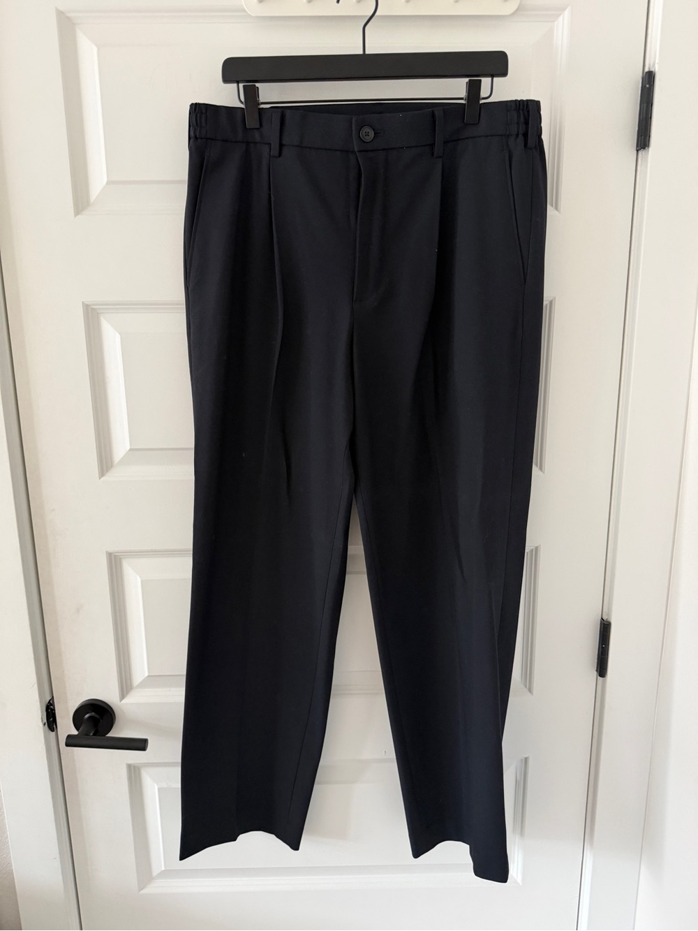 Uniqlo Men's Black Tailored Dress Trousers